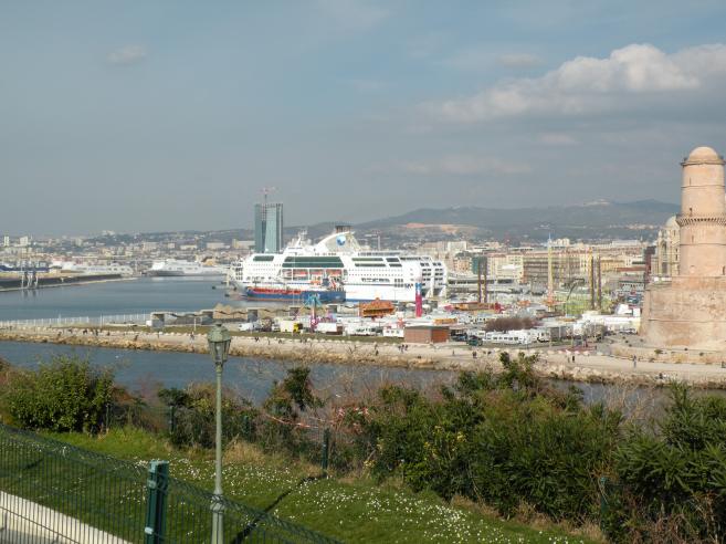  bateau de la SNCM à quai